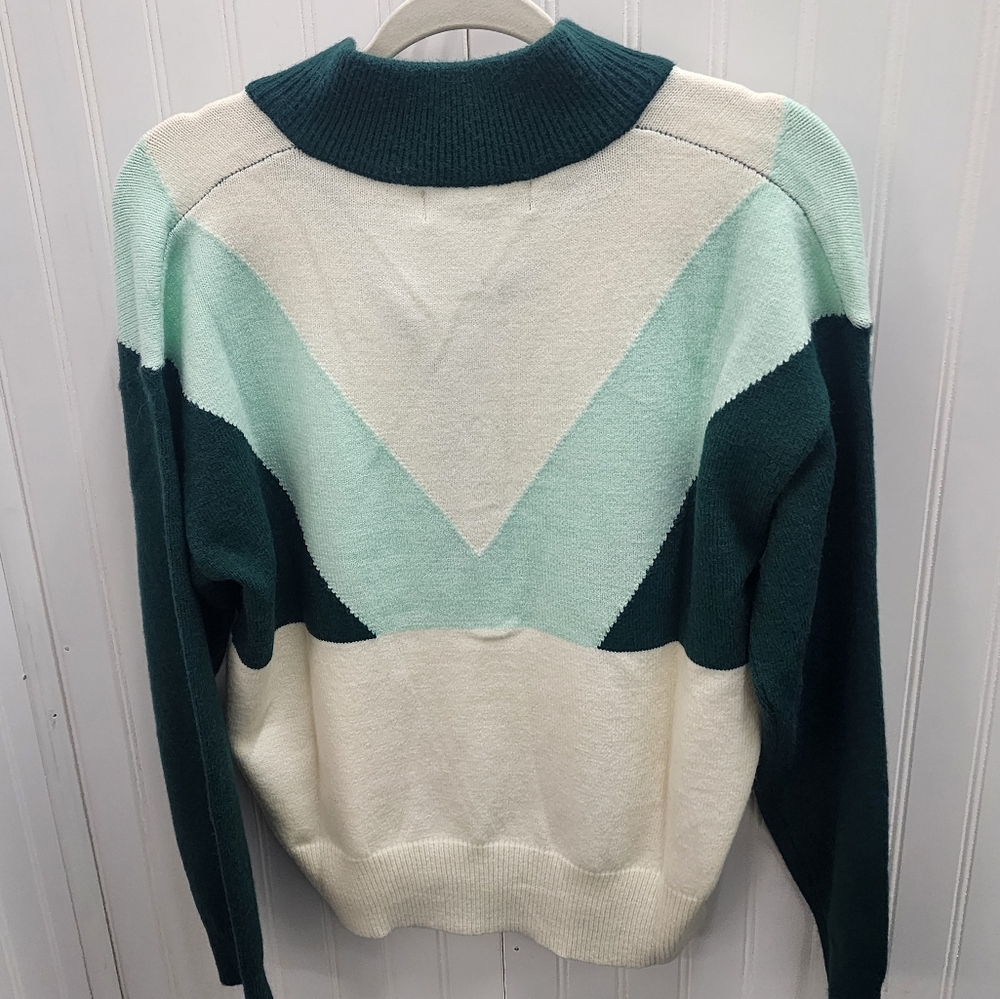Pullover - Picture 2 of 3